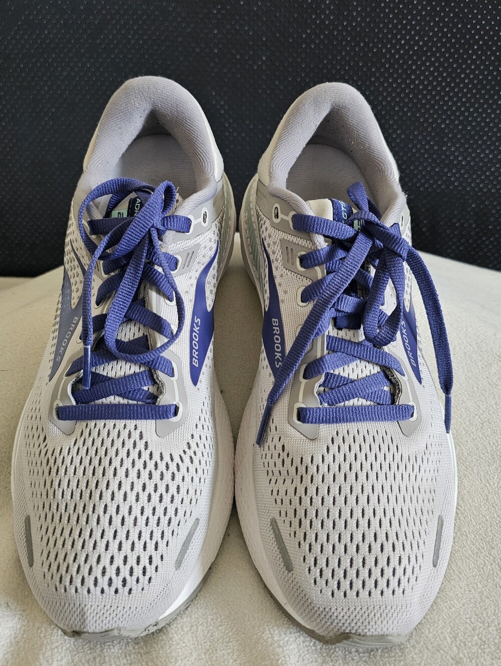 EXELLENT BROOKS Women's Adrenaline GTS-22 Running Sneakers Grey/Blue Sz 9 - Picture 14 of 15